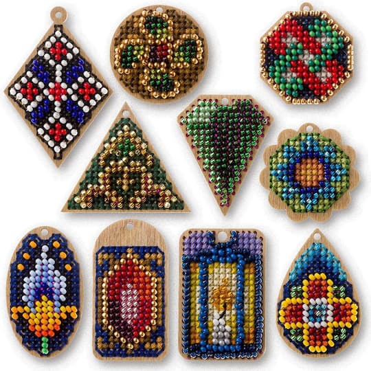 Wonderland Crafts 20 Piece Geometric Wooden Embroidery Blanks